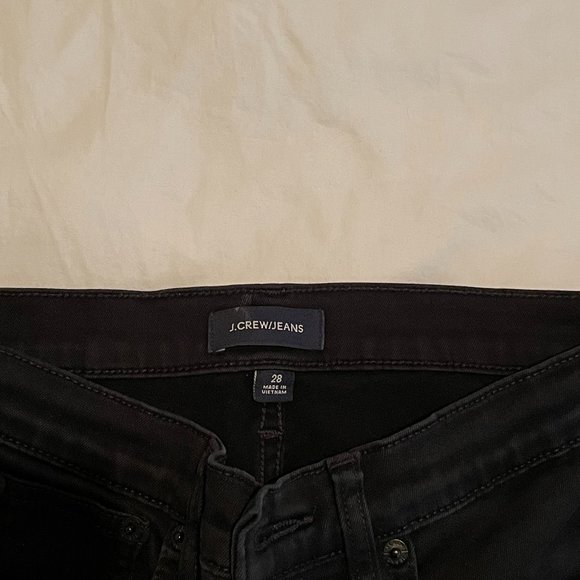 J.Crew 8" Stretchy Toothpick Skinny Jean in True Black - Picture 4 of 5